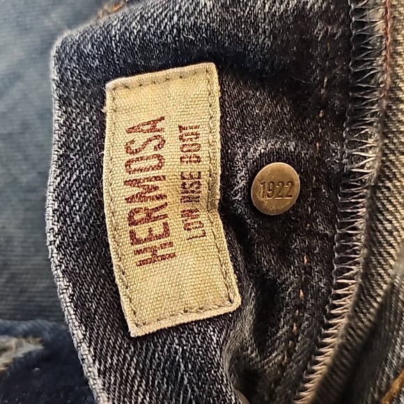 Hollister Men's Hermosa Button Fly Low Rise Boot - Picture 6 of 7